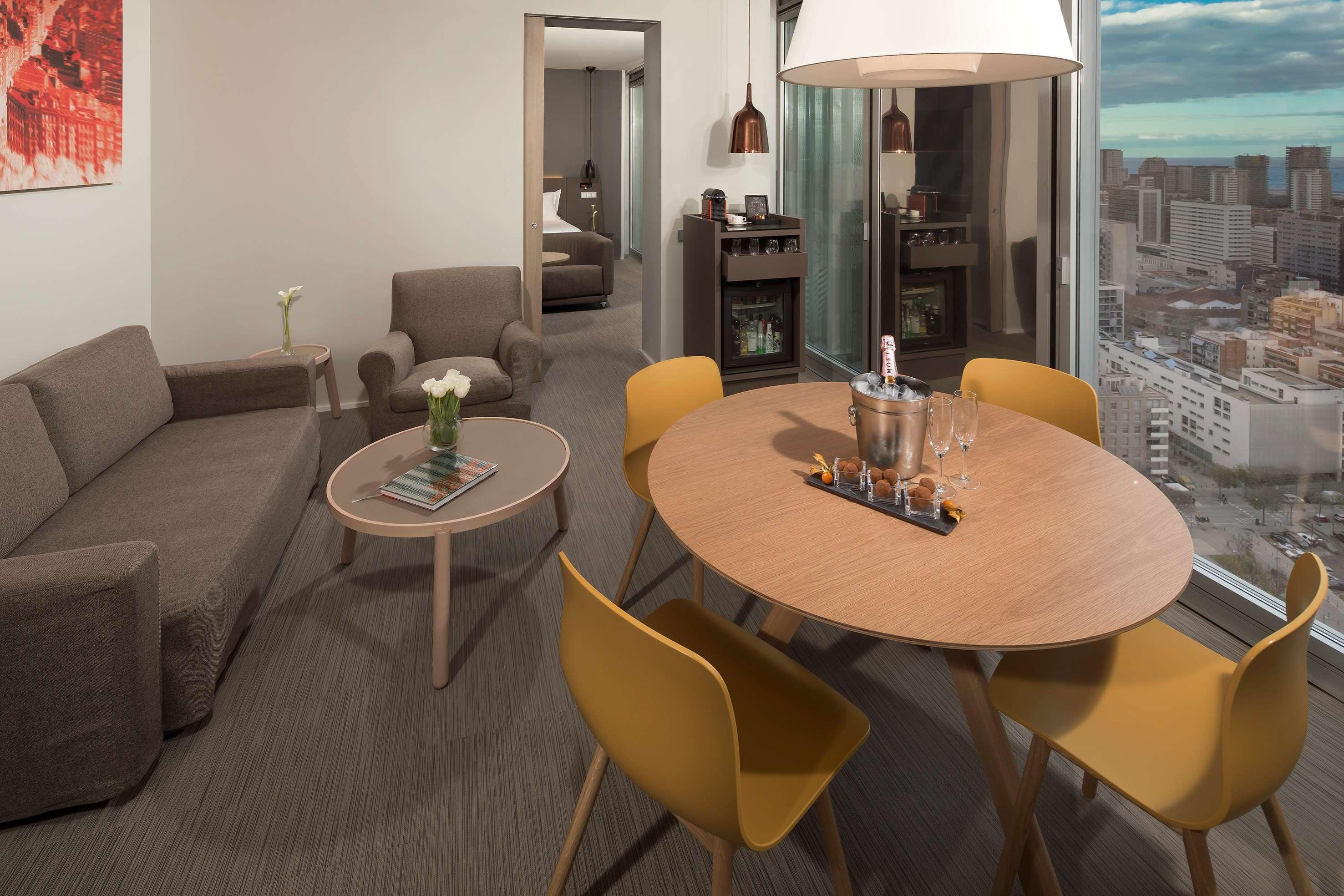 The Level At Melia Barcelona Sky Hotel Luaran gambar